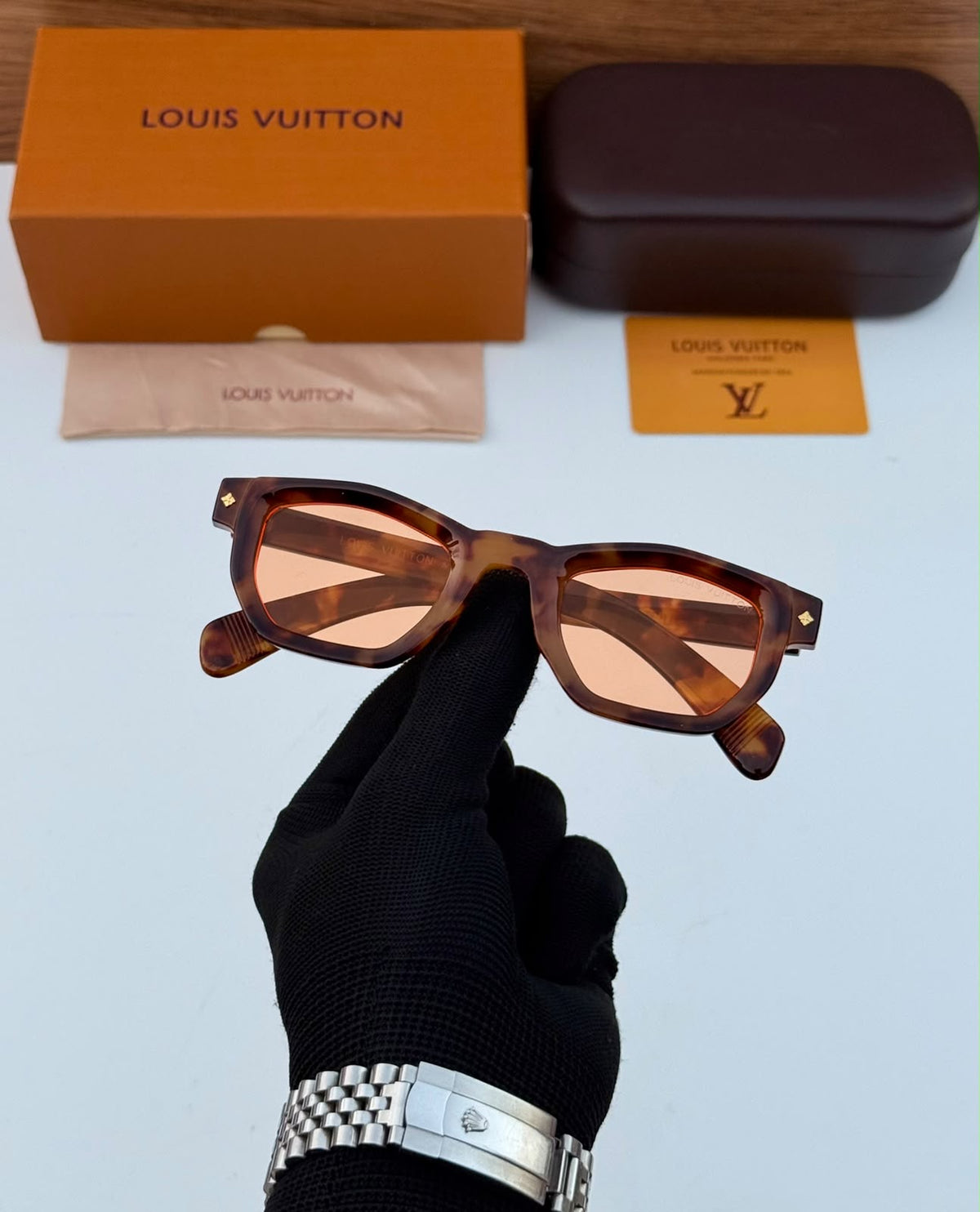 LV Amber