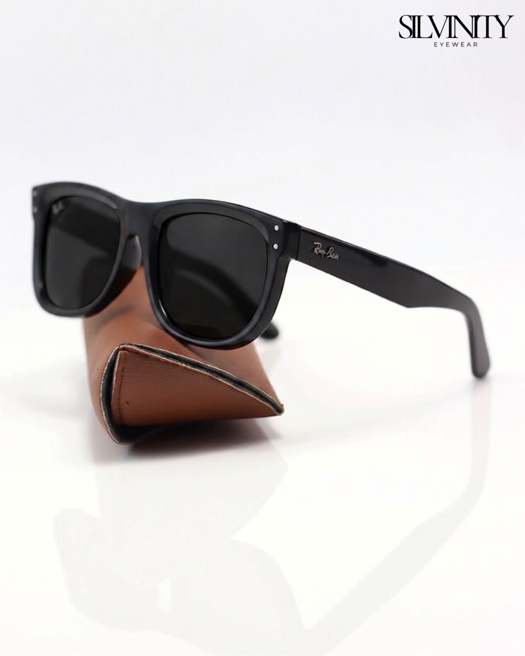 Wayfarer Reverse